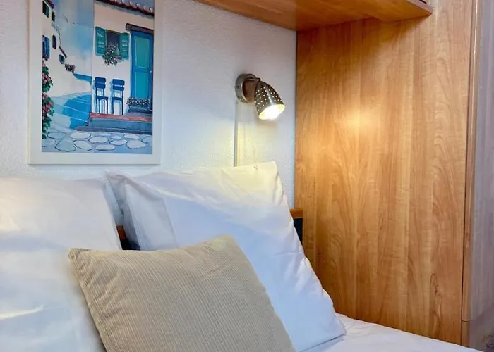 Casa Romana, La Maisonnette Du Sud بيت للعطل *