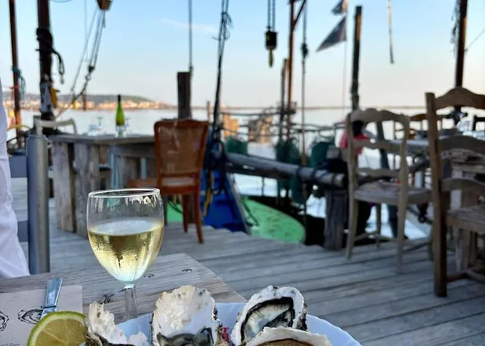 Casa Romana, La Maisonnette Du Sud بيت للعطل